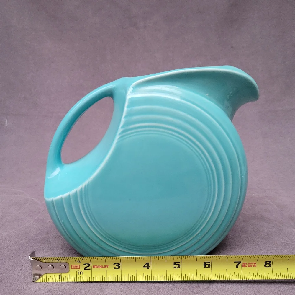 Vintage Homer Laughlin Fiesta Large Disc Water Pitcher - Picture 7 of 8